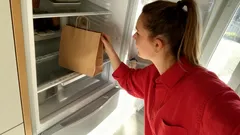 Bewahrst du diese 3 Lebensmittel im Kühlschrank auf? Hör damit auf – und darum