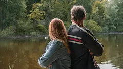 Diese 11 Dinge finden Frauen normal – doch sie weisen auf Probleme mit ihrem Vater hin