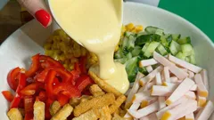 Ohne einen Tropfen Mayonnaise: Rezept für einen edlen Salat fürs Neujahrsfest