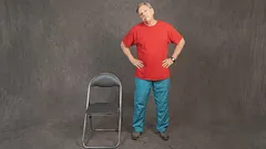 Wenn Sie diese 4 Stuhlübungen mit über 55 schaffen, ist Ihre Kraft aussergewöhnlich