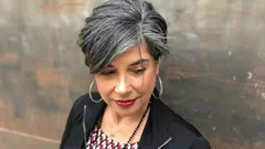 Graue Haare sind wieder im Trend: 5 Frisuren, die jeden Look ganz ohne Färben verjüngen